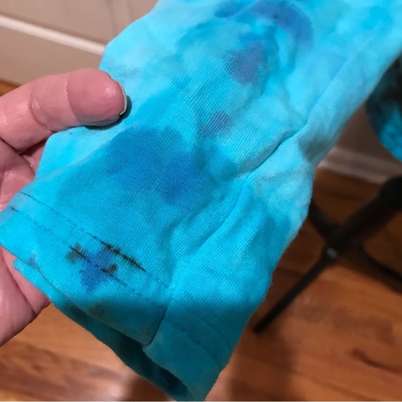 ▪️SILVER CHARM Tie Dye Sweatshirt - Picture 4 of 9